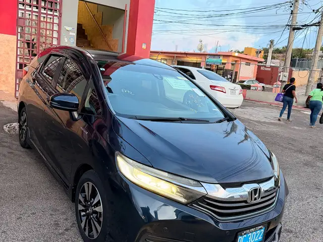 Honda Fit Shuttle 1,5L 2015, Saint Elizabeth - 2