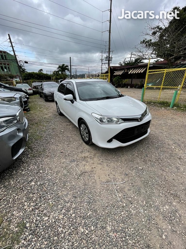 Toyota Axio 1,5L 2016-7