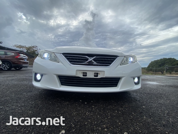 Toyota Mark X 2,5L 2012-3