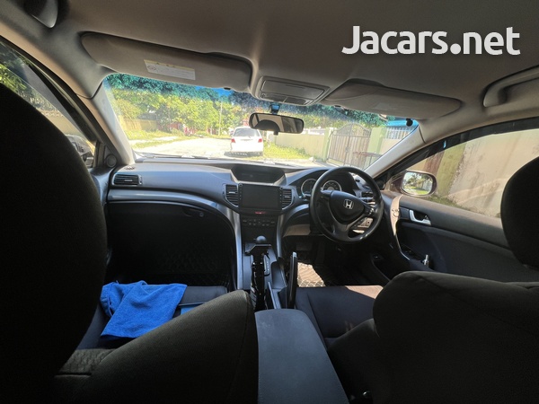 Honda Accord 2,0L 2012-5