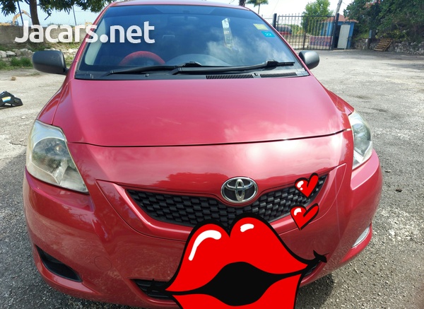 Toyota Yaris 1,3L 2012-1