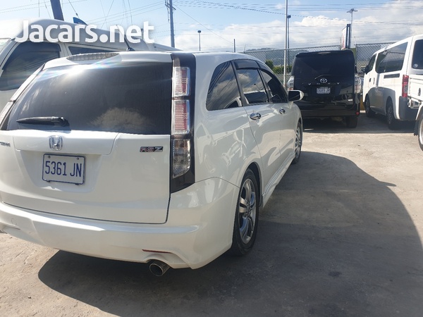 Honda Stream 1,8L 2014-4