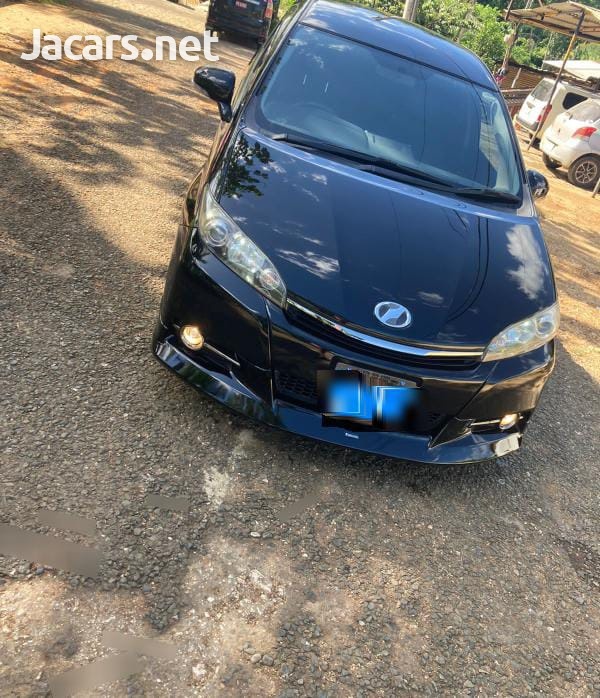 Toyota Wish 1,8L 2013-9