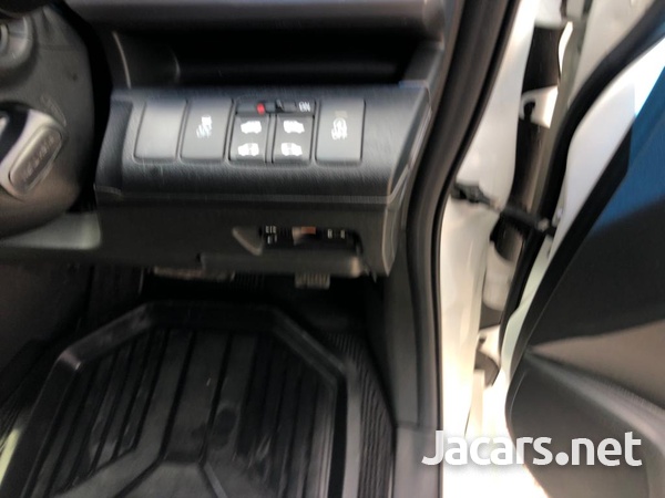Honda Stepwgn Spada 2,0L 2013-13