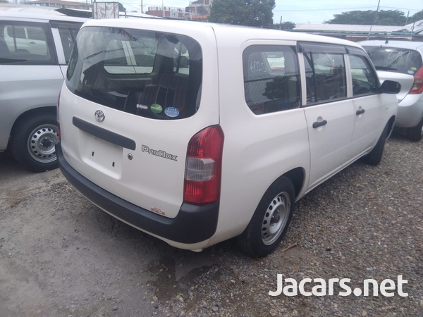 Toyota Probox 1,5L 2017-3
