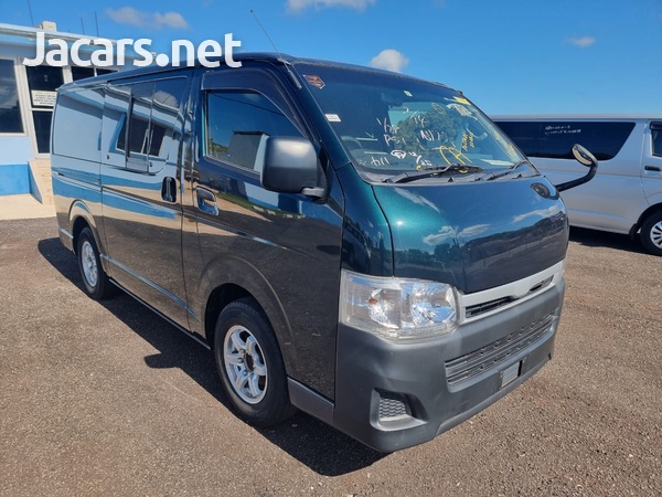 Toyota Hiace 2,0L 2013-7
