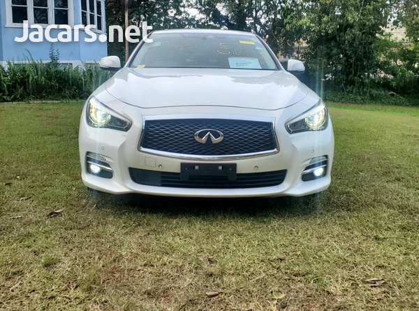 Nissan Skyline 3,5L 2015-3