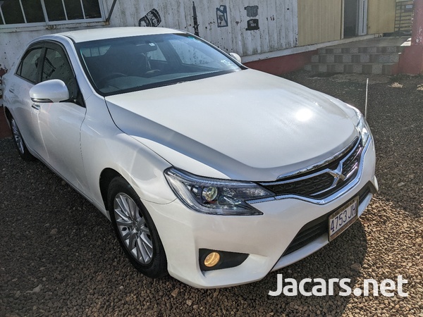 Toyota Mark X 2,4L 2014-3
