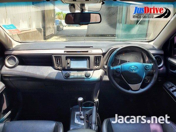 Toyota RAV4 2,0L 2017-9