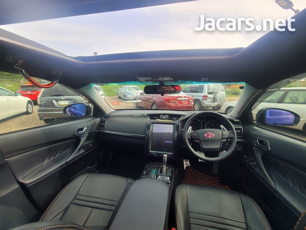 Toyota Mark X 2,5L 2012-3