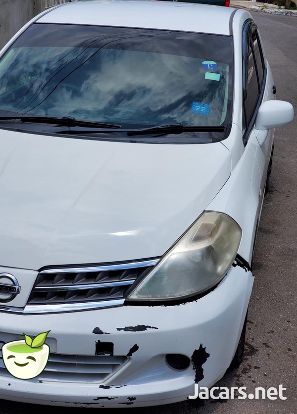Nissan Tiida 1,5L 2012-5