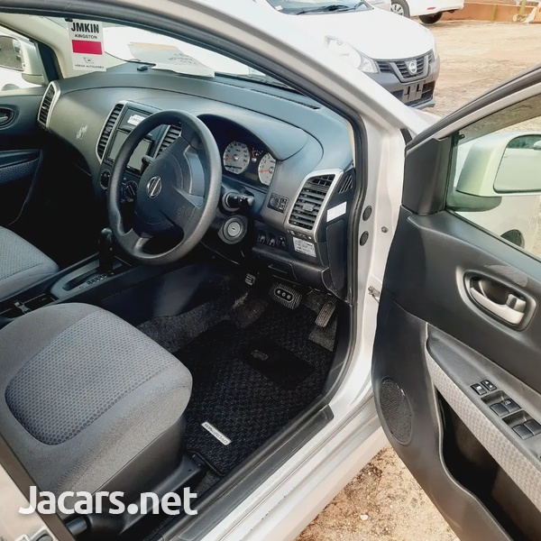 Nissan Wingroad 1,5L 2013-7