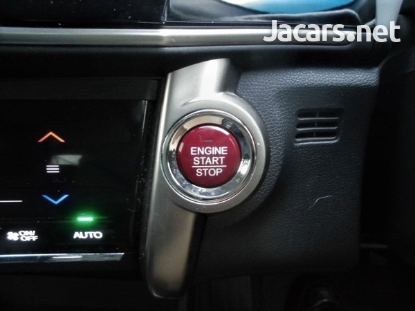 Honda Grace 1,5L 2016-6