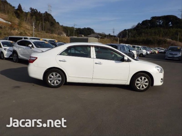Toyota Premio 2,0L 2013-3