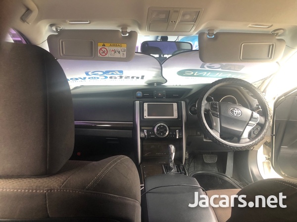 Toyota Mark X 2,5L 2013-13