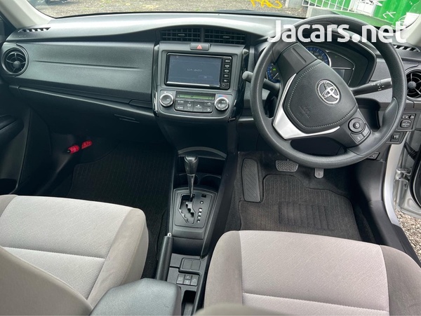 Toyota Axio 1,5L 2016-5