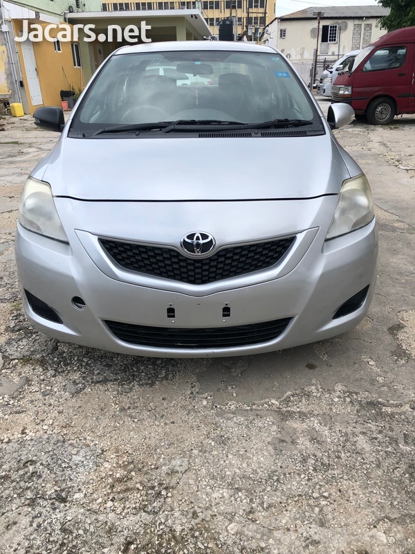 Toyota Belta 1,2L 2012-5
