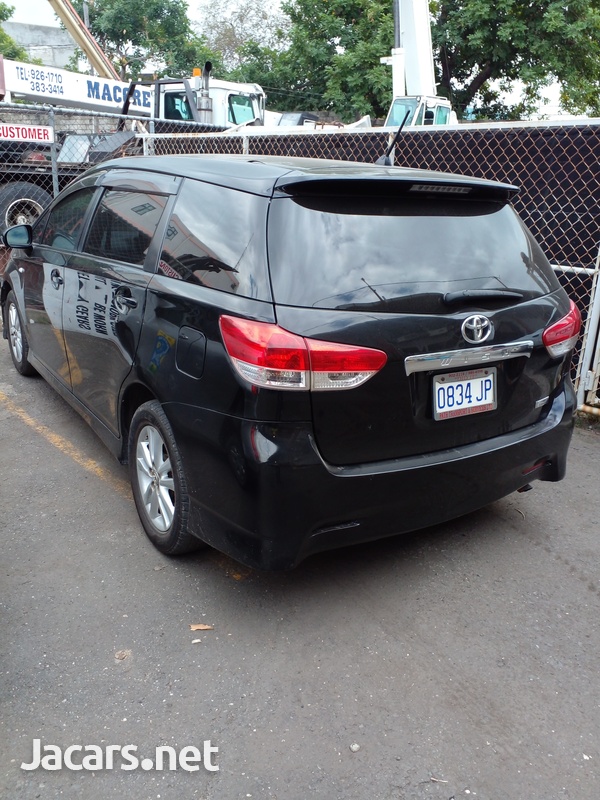 Toyota Wish 1,8L 2010-5