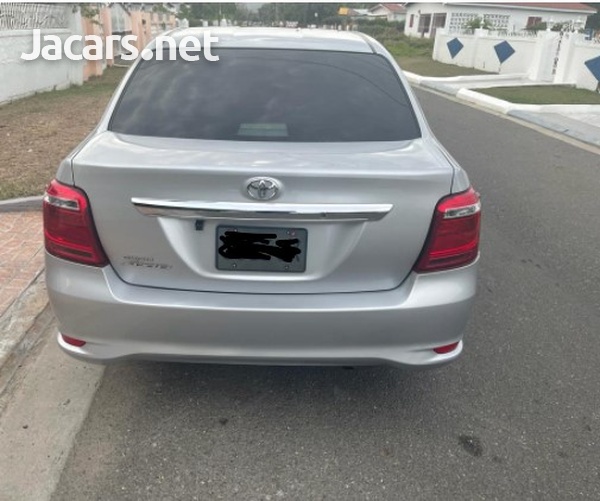 Toyota Axio 1,5L 2016-10