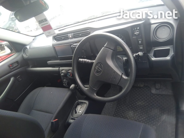 Toyota Probox 1,5L 2018-6