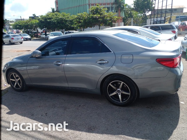 Toyota Mark X 2,5L 2012-7