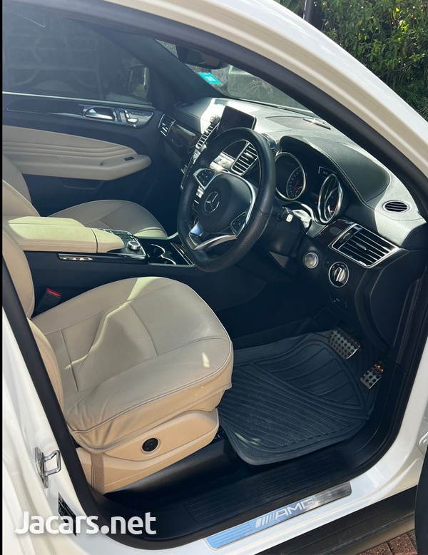 Mercedes-Benz GLE-Class 3,0L 2018-8