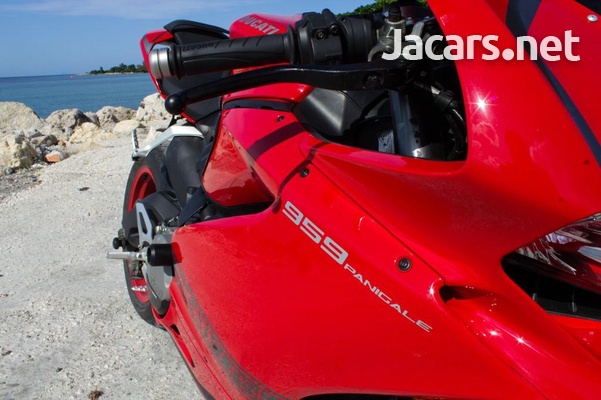 2017 Ducati Panigale-6