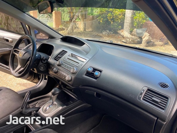Honda Civic 1,8L 2011-4