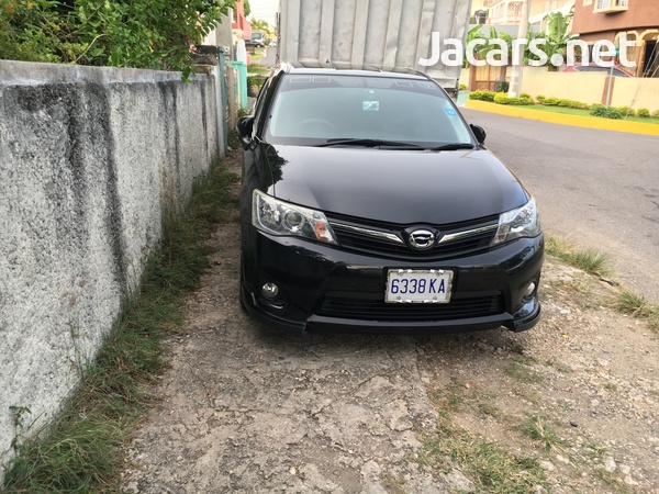 Toyota Fielder 1,8L 2013-1
