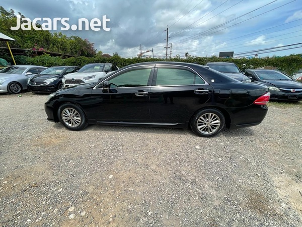 Toyota Crown 2,5L 2010-5