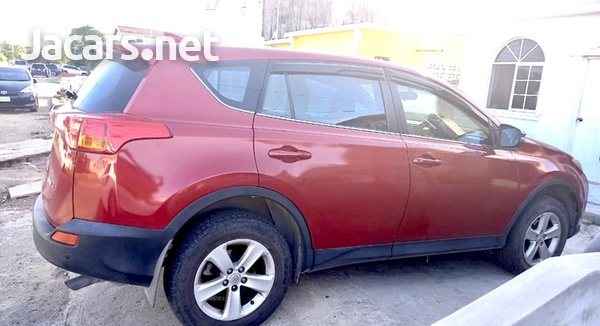 Toyota RAV4 2,4L 2013-6