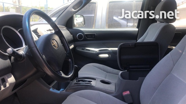 Toyota Tacoma 3,0L 2008-6
