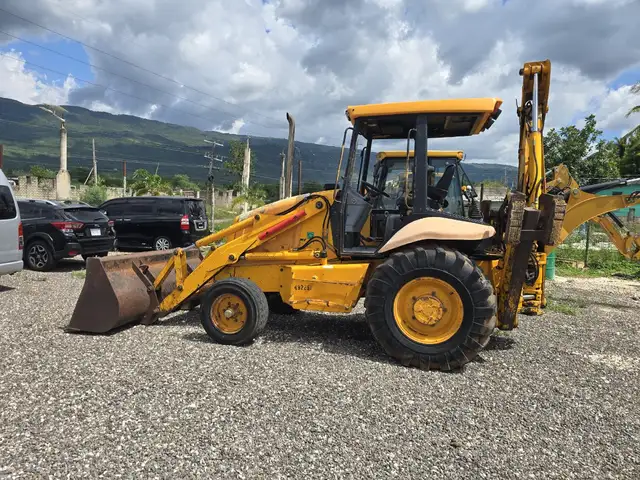 1995 jcb backhoe, Saint Elizabeth