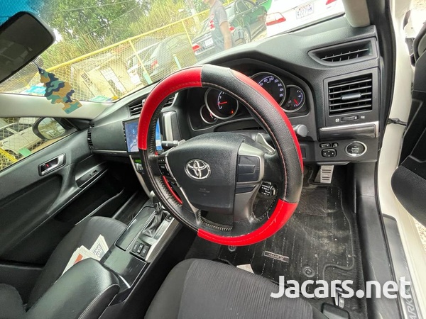 Toyota Mark X 2,5L 2013-9