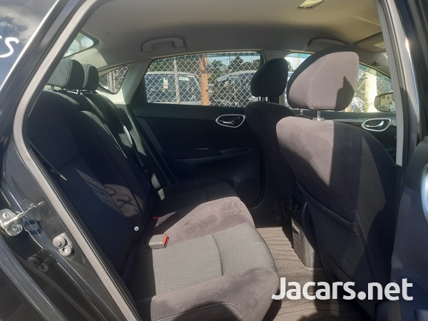 Nissan Sylphy 2,0L 2013-7
