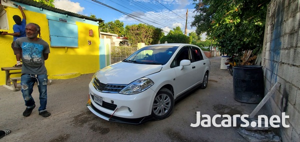 Nissan Tiida 1,5L 2012-7