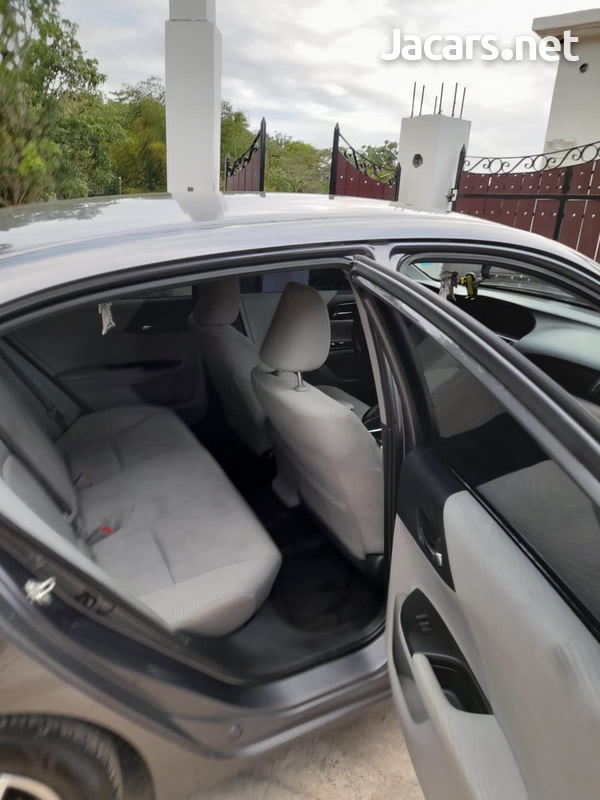 Honda Accord 3,0L 2016-5