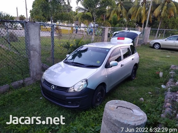 Nissan AD Wagon 1,5L 2014-10