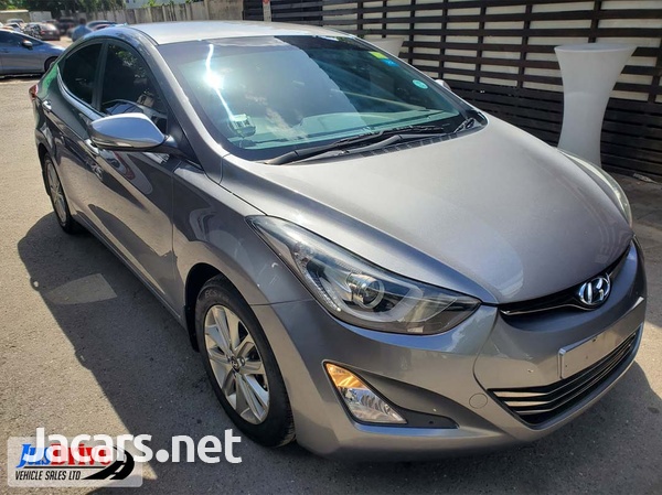 Hyundai Elantra 2,0L 2014-1