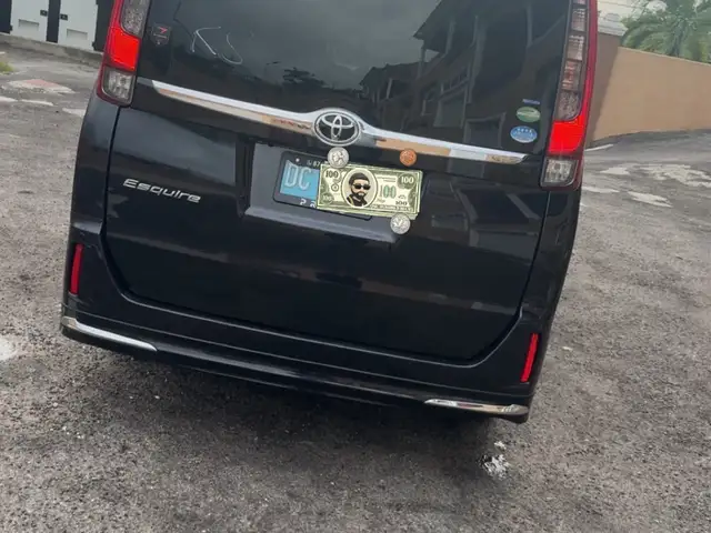 Toyota Esquire 2,0L 2015, Saint James - 2