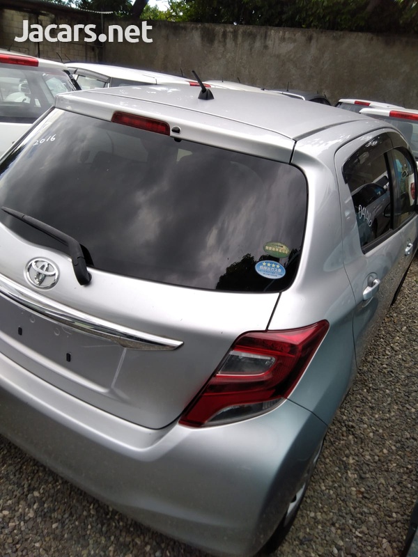 Toyota Vitz 1,3L 2016-7