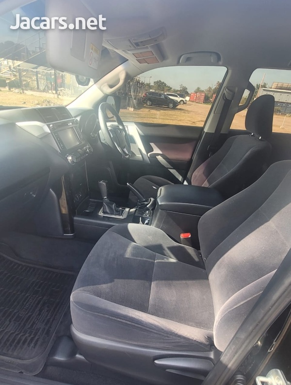 Toyota Land Cruiser Prado 3,0L 2016-6