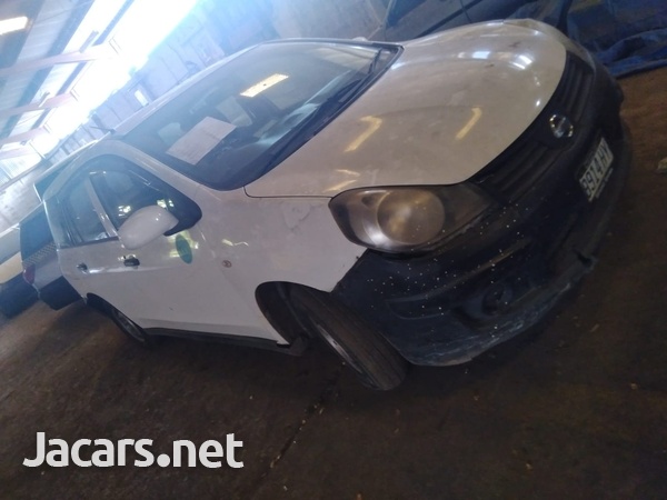 Nissan AD Wagon 1,5L 2013-6