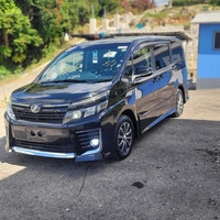 Toyota Voxy 2,0L 2014 Toyota Voxy 2,0L 2014