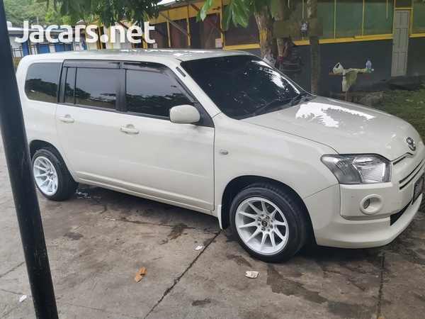 Toyota Probox 1,5L 2016-7