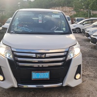 Toyota Noah 2,0L 2014 Toyota Noah 2,0L 2014