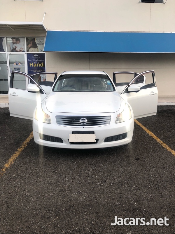 Nissan Skyline 2,5L 2009-3