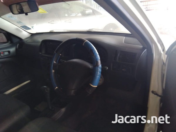 Toyota Probox 1,5L 2013-5