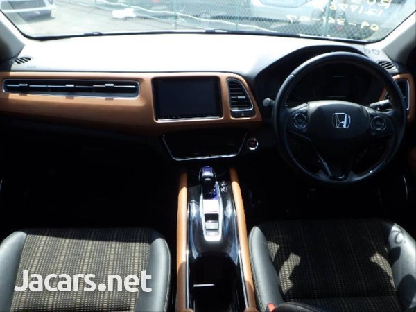 Honda Vezel 1,5L 2016-10