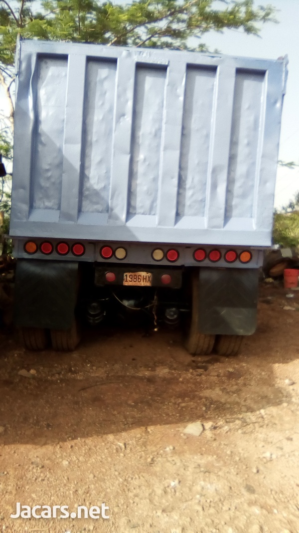 International Truck-4